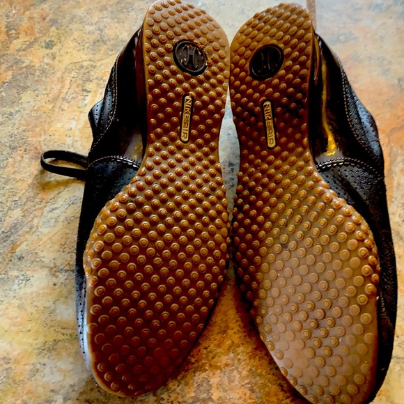 Comfy sneakers rarely worn - Picture 2 of 7